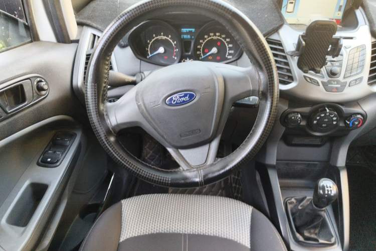 Used Ford EcoSport 2017 1.5L Manual Comfort Model Steering Wheel
