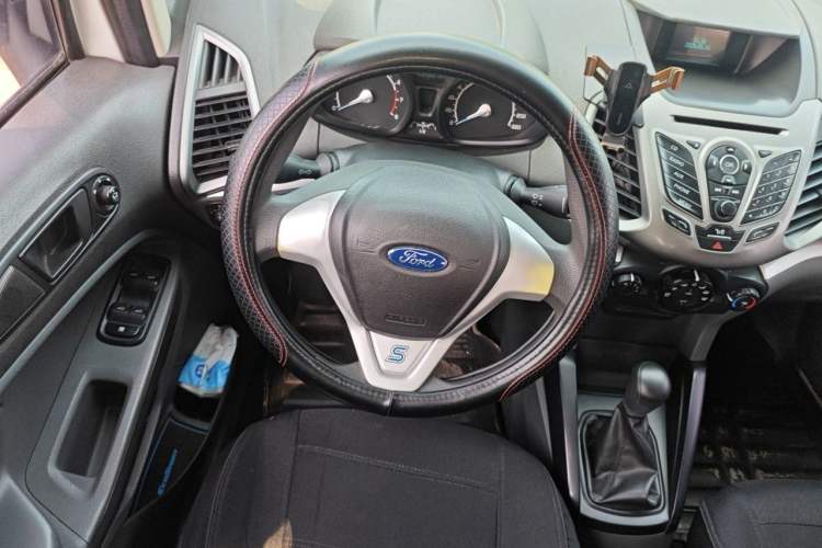 Used Ford EcoSport 2017 1.5L Manual Comfort Model Steering Wheel