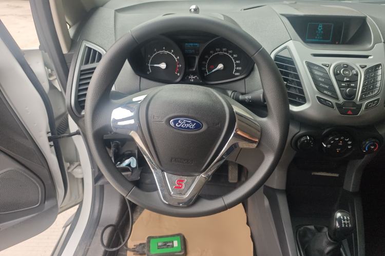 Used Ford EcoSport 2017 1.5L Manual Comfort Model Steering Wheel
