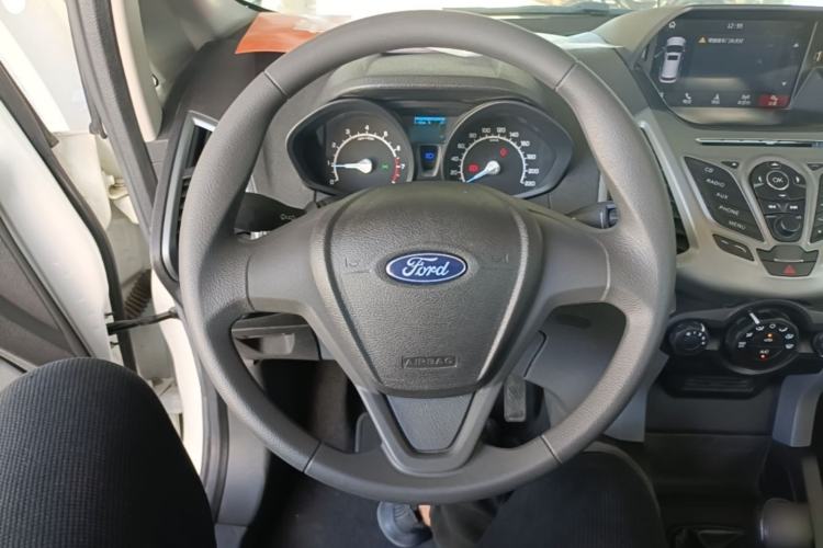Used Ford EcoSport 2017 1.5L Manual Comfort Model Steering Wheel