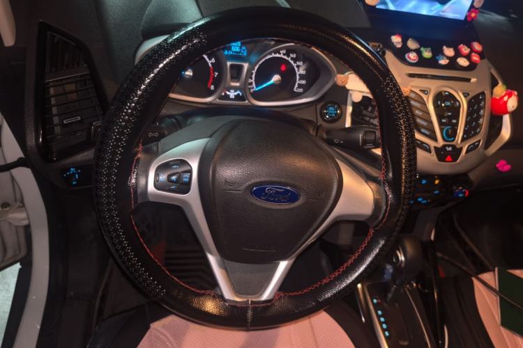 Used Ford EcoSport 2017 1.5L Automatic Prestige Model Steering Wheel