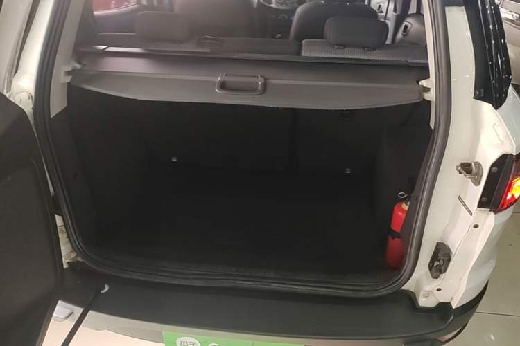 Used Ford EcoSport 2017 1.5L Manual Comfort Model Trunk