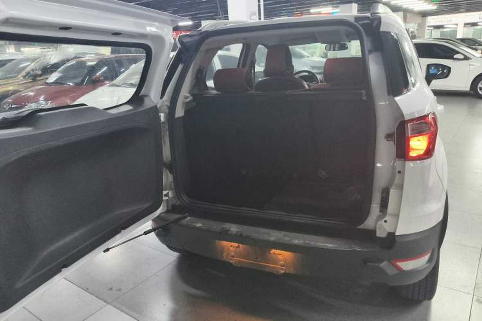 Used Ford EcoSport 2017 1.5L Automatic Trend Model Trunk