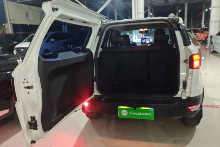 Used Ford EcoSport 2017 1.5L Automatic Trend Model Trunk