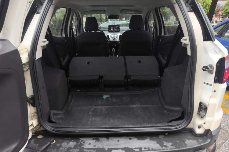Used Ford EcoSport 2017 1.5L Automatic Prestige Model Trunk