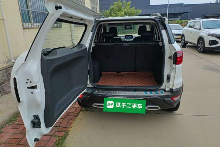 Used Ford EcoSport 2017 1.5L Manual Comfort Model Trunk