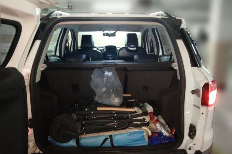 Used Ford EcoSport 2017 1.5L Automatic Trend Model Trunk