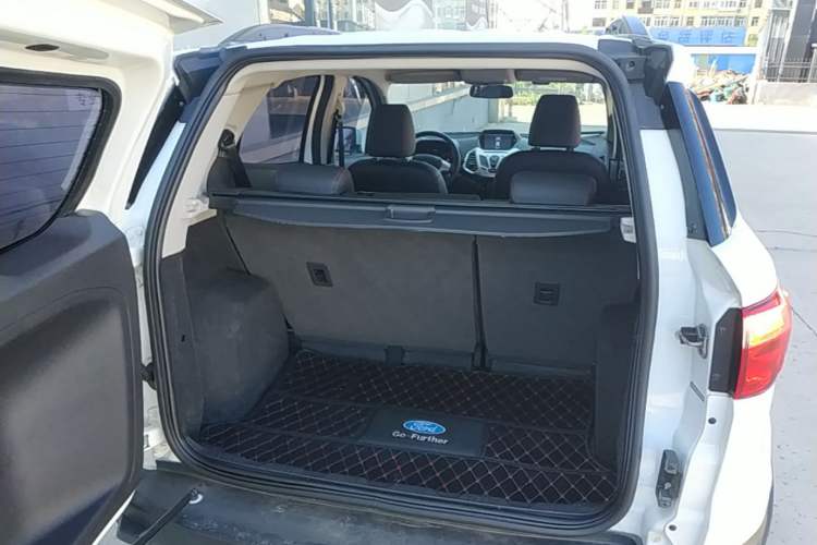 Used Ford EcoSport 2017 1.5L Automatic Trend Model Trunk