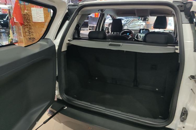Used Ford EcoSport 2017 1.5L Automatic Trend Model Trunk