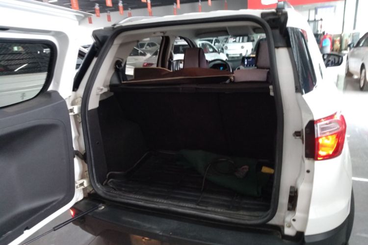 Used Ford EcoSport 2017 1.5L Automatic Trend Model Trunk