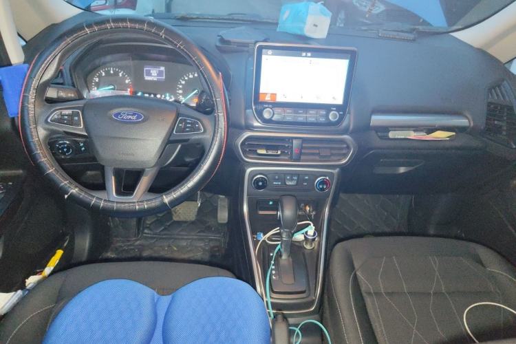 Used Ford EcoSport 2018 Revised 1.5L Automatic Platinum Wing Edition Center Console