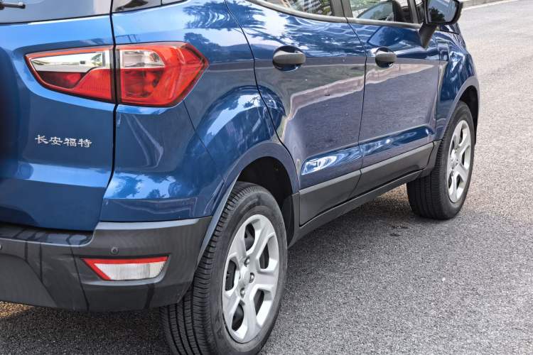 Used Ford EcoSport 2018 1.5L Automatic Elite Edition Exterior 4