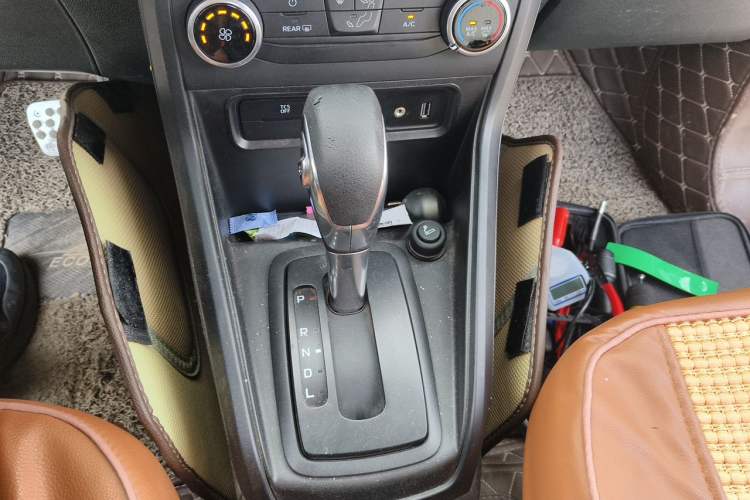 Used Ford EcoSport 2018 1.5L Automatic Elite Edition Gear Lever