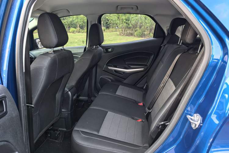 Used Ford EcoSport 2018 1.5L Automatic Elite Edition Interior 4