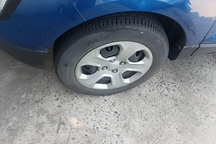 Used Ford EcoSport 2018 1.5L Automatic Elite Edition Left Front Wheel Hub