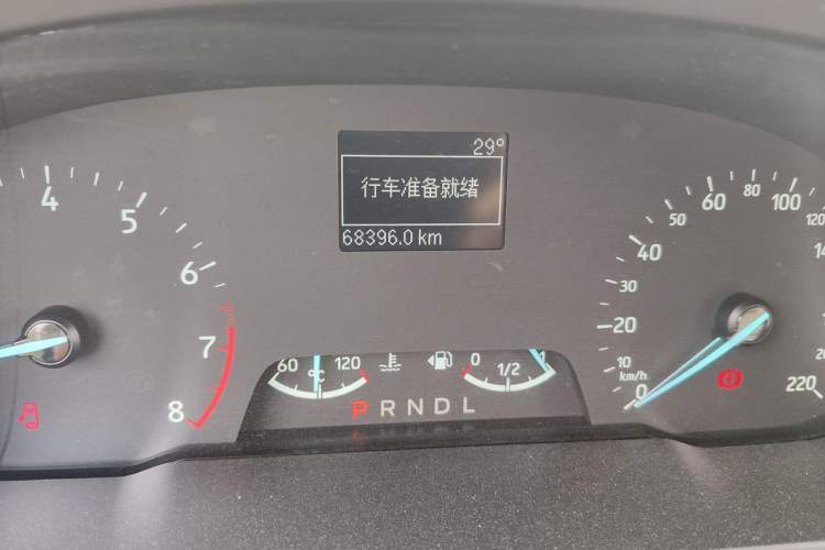 Used Ford EcoSport 2018 1.5L Automatic Elite Edition Odometer Close Up