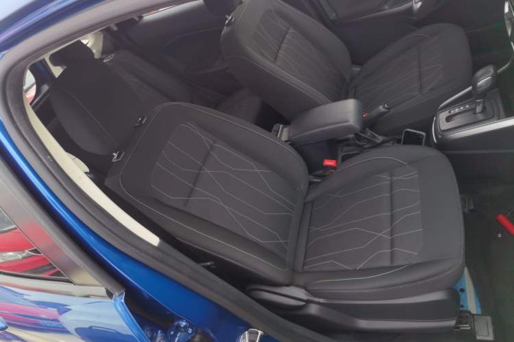 Used Ford EcoSport 2018 1.5L Automatic Platinum Wing Model Right Front Seat