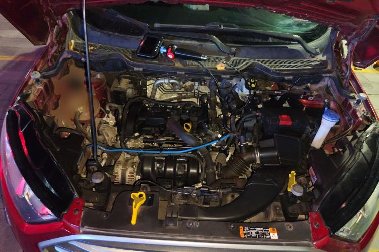 Used Ford EcoSport 2018 1.5L Automatic Platinum Wing Model Engine Bay