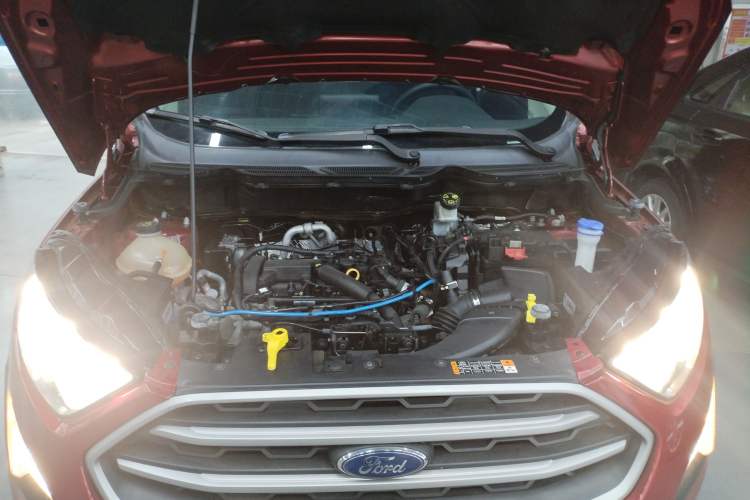 Used Ford EcoSport 2018 1.5L Automatic Platinum Wing Model Engine Bay