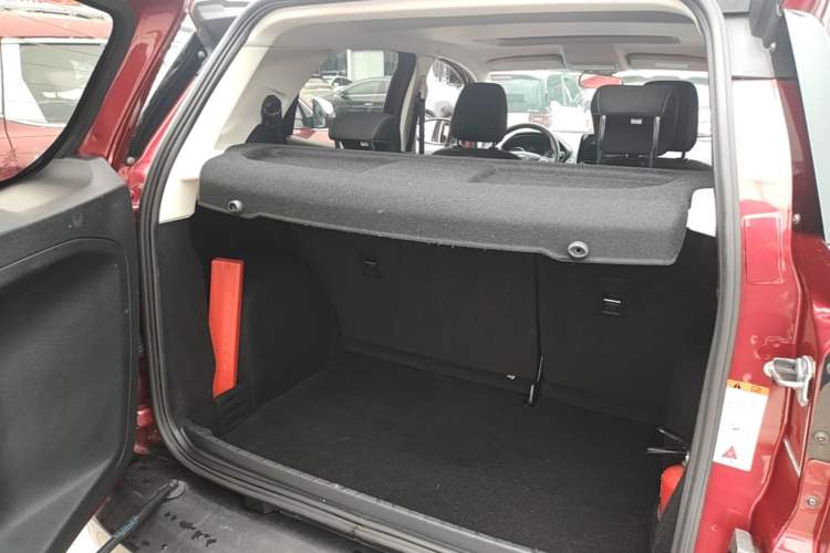 Used Ford EcoSport 2018 1.5L Automatic Zunyi Trim Trunk