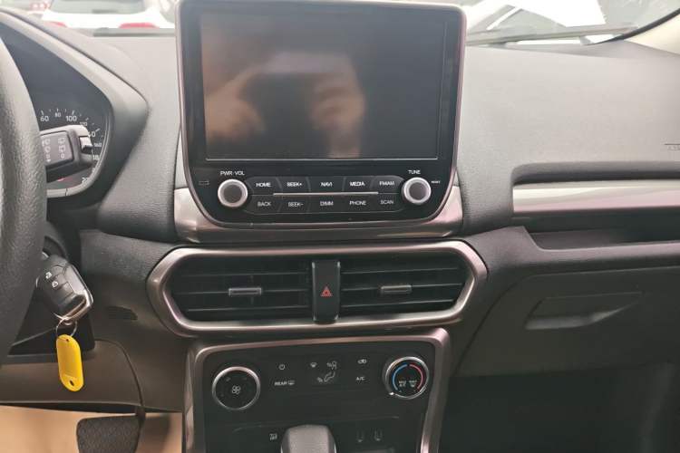 Used Ford EcoSport 2018 1.5L Automatic Platinum Wing Model Audio And AC Panel