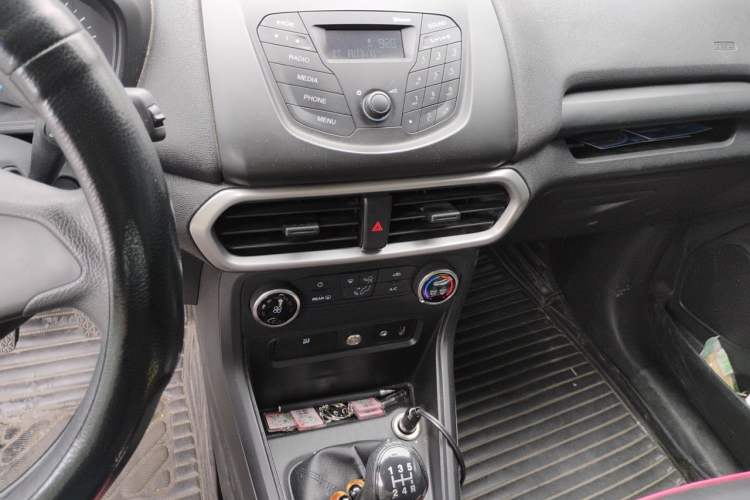 Used Ford EcoSport 2018 1.5L Manual Jingyi Model Audio And AC Panel