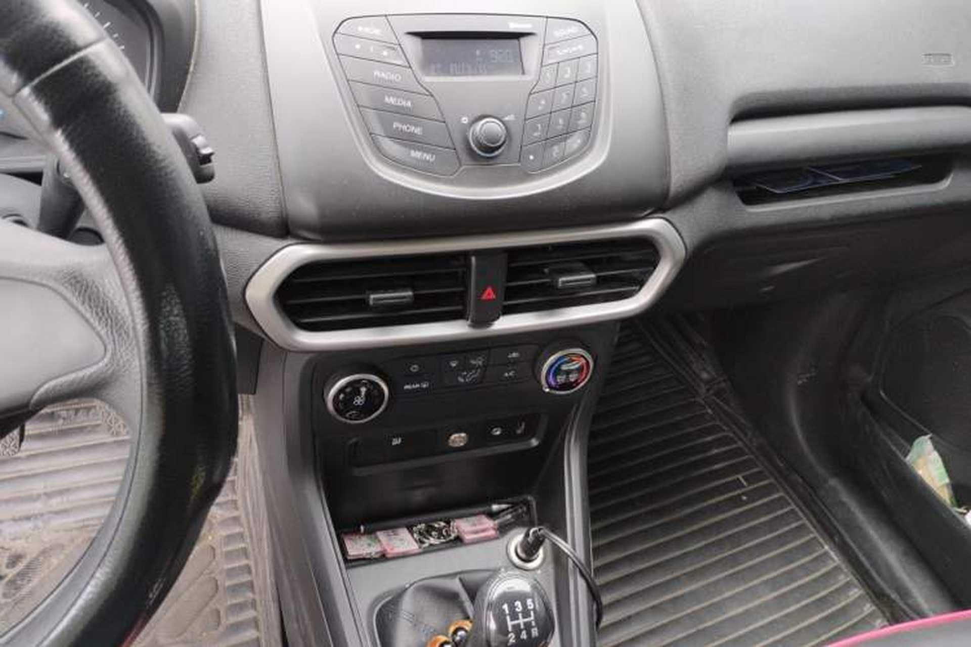 Used Ford EcoSport 2018 1.5L Manual Jingyi Model Audio And AC Panel