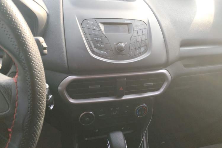 Used Ford EcoSport 2018 1.5L Automatic Elite Edition Audio And AC Panel