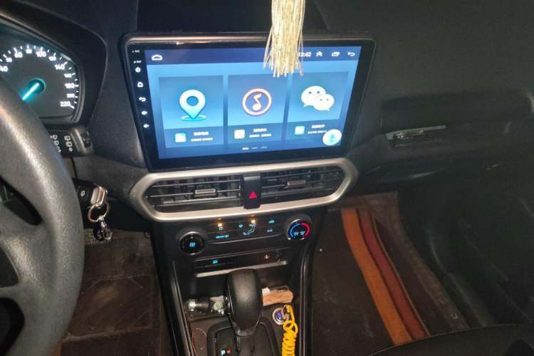 Used Ford EcoSport 2018 1.5L Automatic Elite Edition Audio And AC Panel