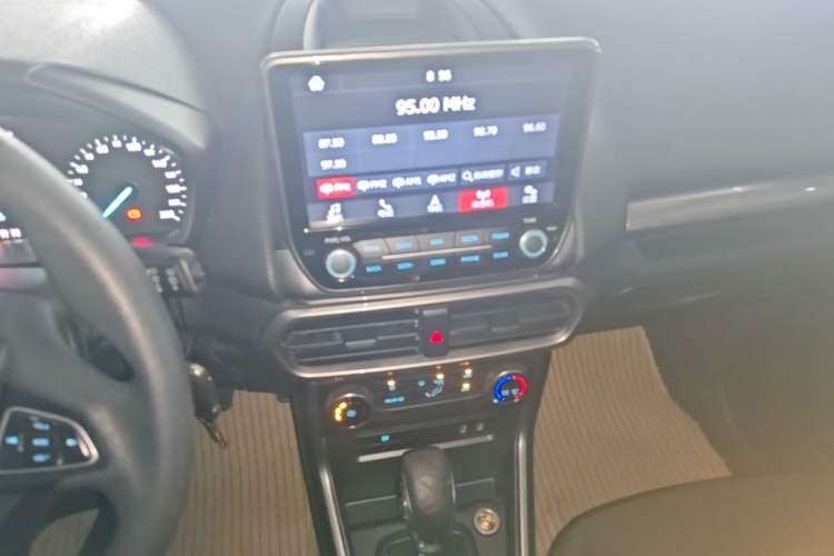 Used Ford EcoSport 2018 1.5L Automatic Platinum Wing Model Audio And AC Panel