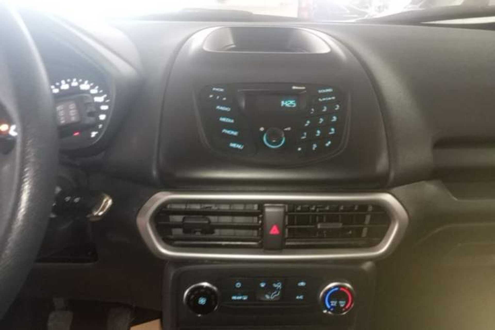 Used Ford EcoSport 2018 1.5L Manual Jingyi Model Audio And AC Panel