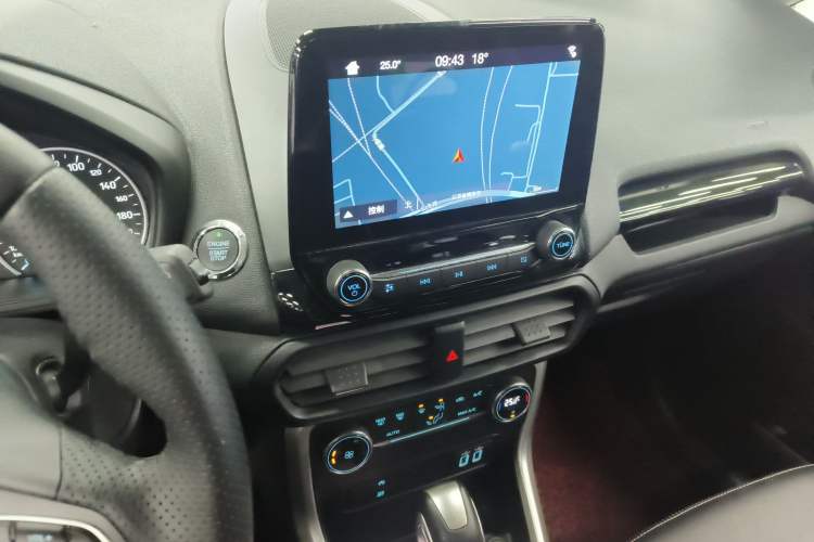 Used Ford EcoSport 2018 EcoBoost 125 Automatic Luxury Edition Audio And AC Panel