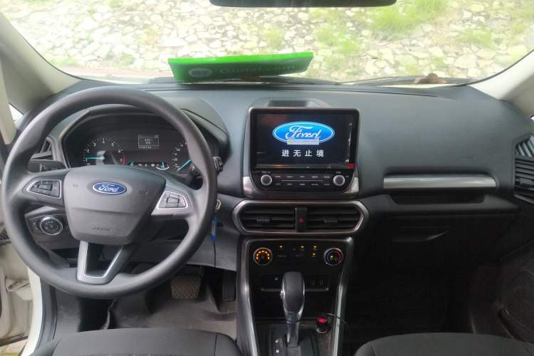 Used Ford EcoSport 2018 Revised 1.5L Automatic Platinum Wing Edition Center Console