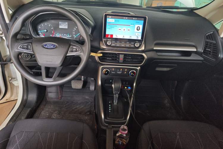Used Ford EcoSport 2018 1.5L Automatic Platinum Wing Model Center Console