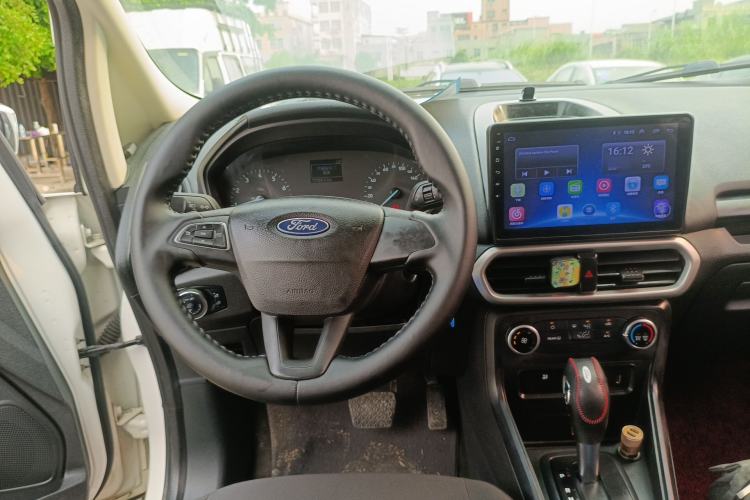 Used Ford EcoSport 2018 1.5L Automatic Platinum Wing Model Center Console