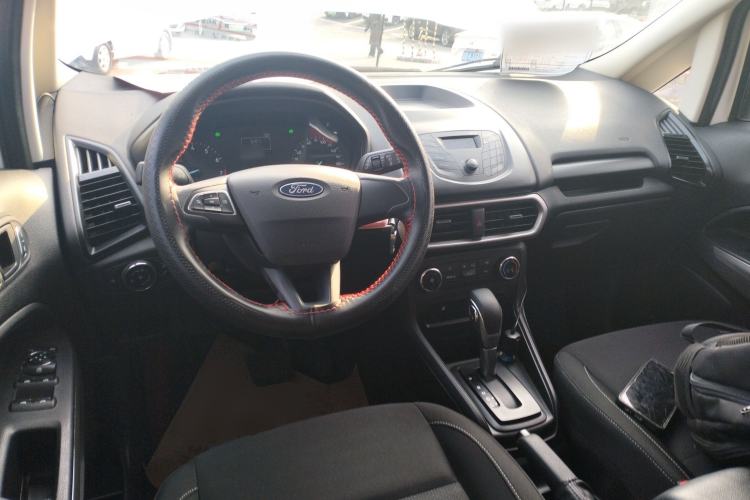 Used Ford EcoSport 2018 1.5L Automatic Elite Edition Center Console