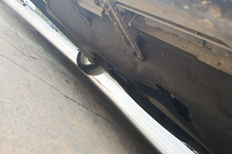 Used Ford EcoSport 2018 1.5L Automatic Zunyi Trim Chassis Front Right