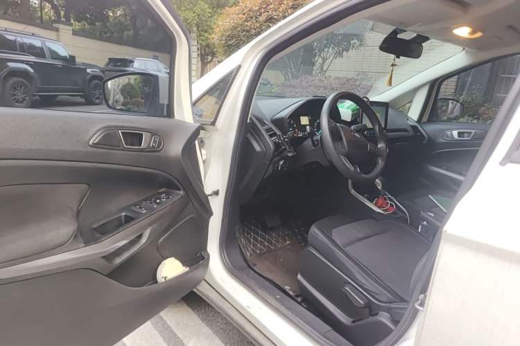 Used Ford EcoSport 2018 1.5L Automatic Platinum Wing Model Driver Seat