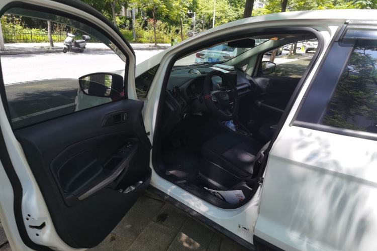 Used Ford EcoSport 2018 1.5L Automatic Elite Edition Driver Seat