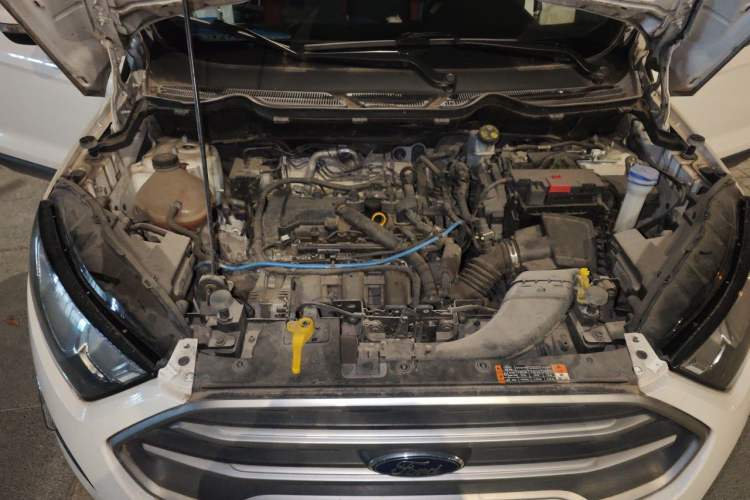 Used Ford EcoSport 2018 1.5L Automatic Platinum Wing Model Engine Bay