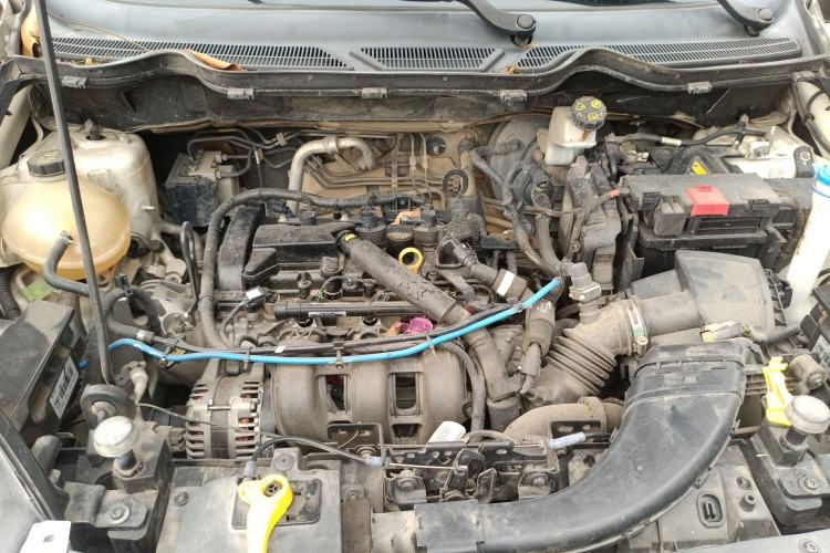 Used Ford EcoSport 2018 1.5L Automatic Platinum Wing Model Engine Bay
