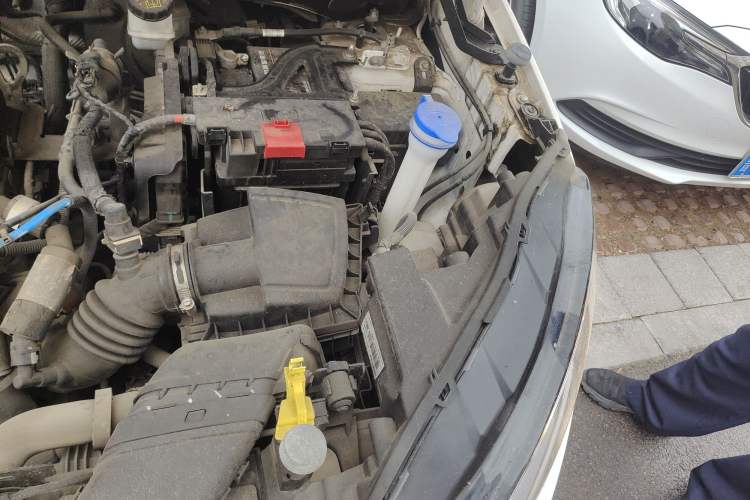 Used Ford EcoSport 2018 1.5L Automatic Platinum Wing Model Engine Bay Left