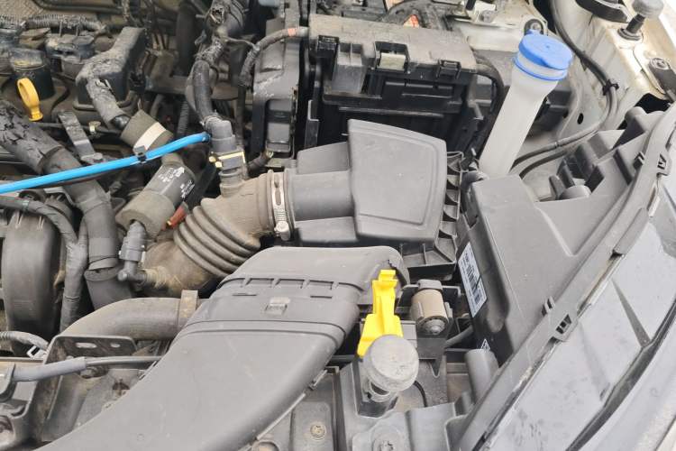 Used Ford EcoSport 2018 1.5L Automatic Zunyi Trim Engine Bay Left
