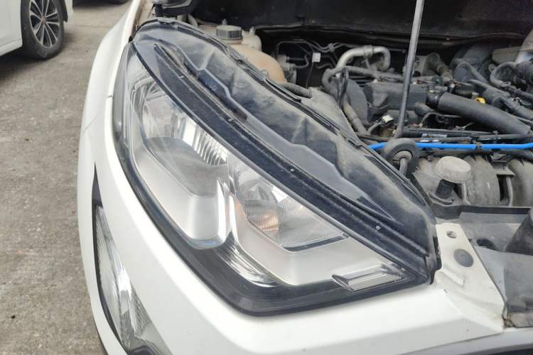 Used Ford EcoSport 2018 Revised 1.5L Automatic Platinum Wing Edition Engine Bay Right