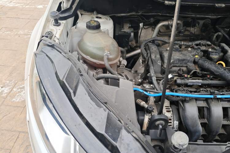Used Ford EcoSport 2018 1.5L Automatic Zunyi Trim Engine Bay Right