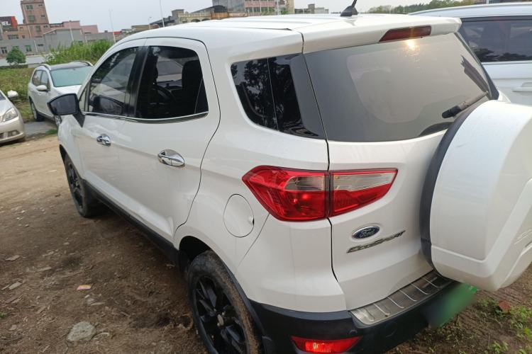 Used Ford EcoSport 2018 1.5L Automatic Platinum Wing Model Exterior 2