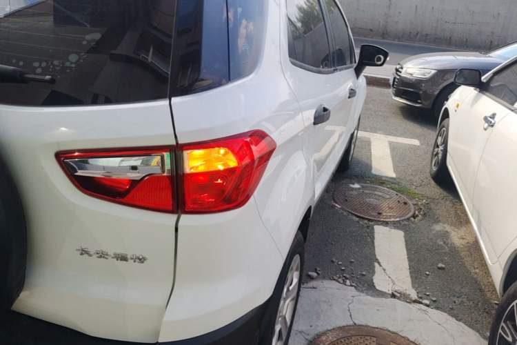 Used Ford EcoSport 2018 1.5L Automatic Elite Edition Exterior 3