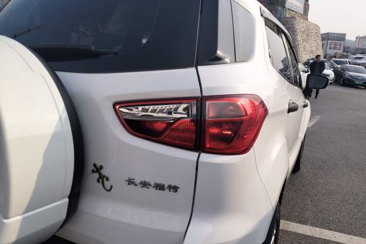 Used Ford EcoSport 2018 1.5L Automatic Elite Edition Exterior 3