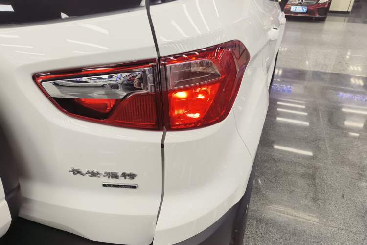 Used Ford EcoSport 2018 EcoBoost 125 Automatic Luxury Edition Exterior 3