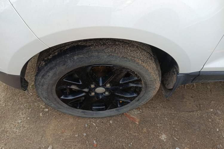 Used Ford EcoSport 2018 1.5L Automatic Platinum Wing Model Exterior 4